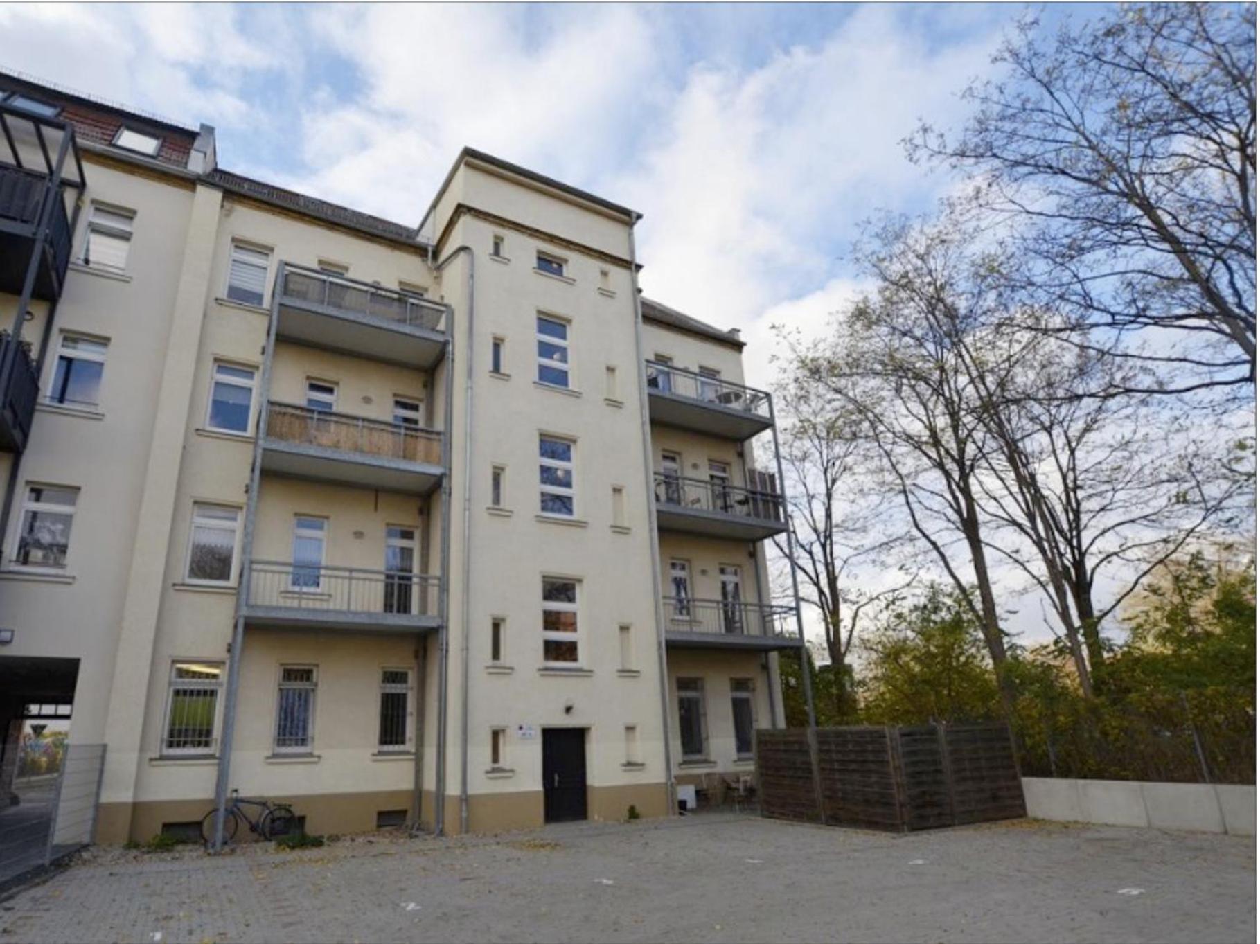 2 Schlafzimmer-Balkon-Kueche-Parkplatz-Designerbad Лейпциг Экстерьер фото